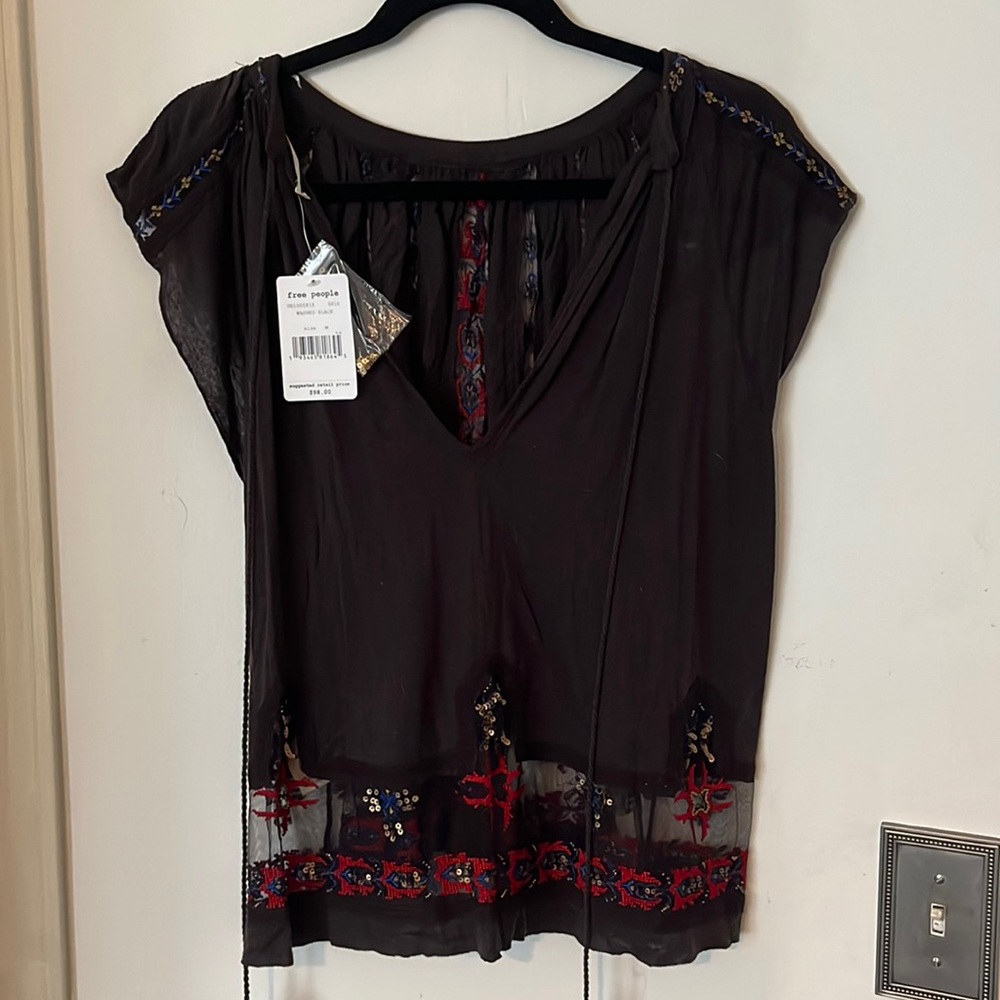 Beaded FP top! NWT ✨